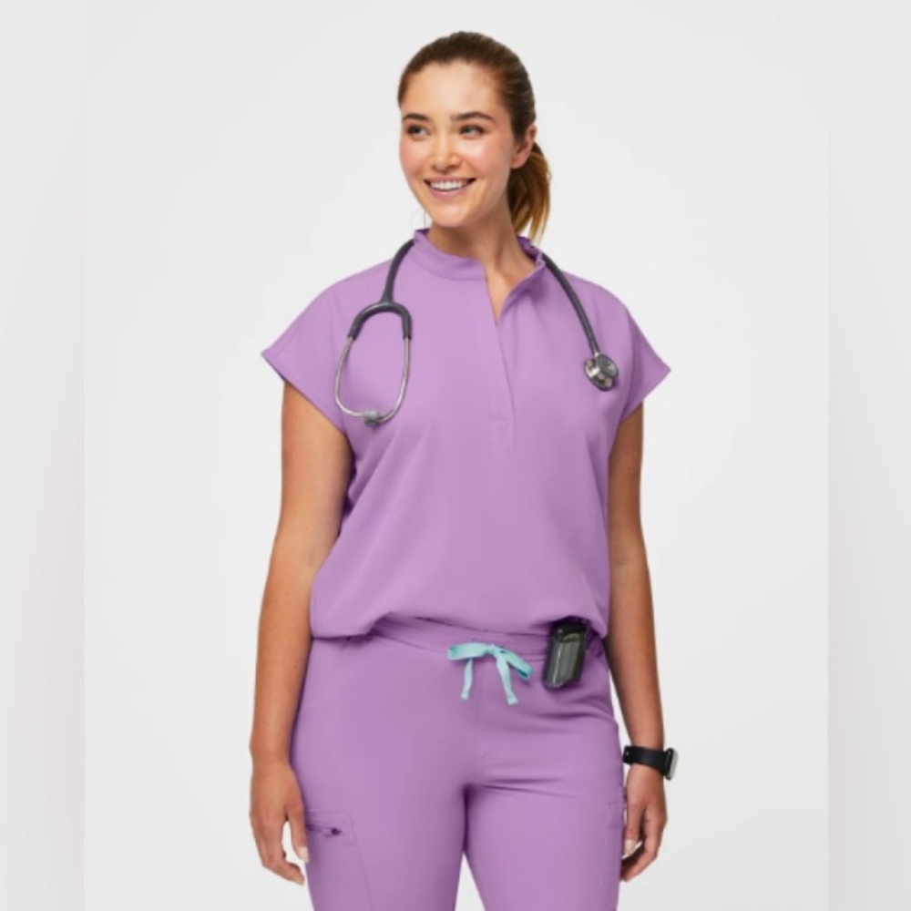 Figs Purple Scrub Set